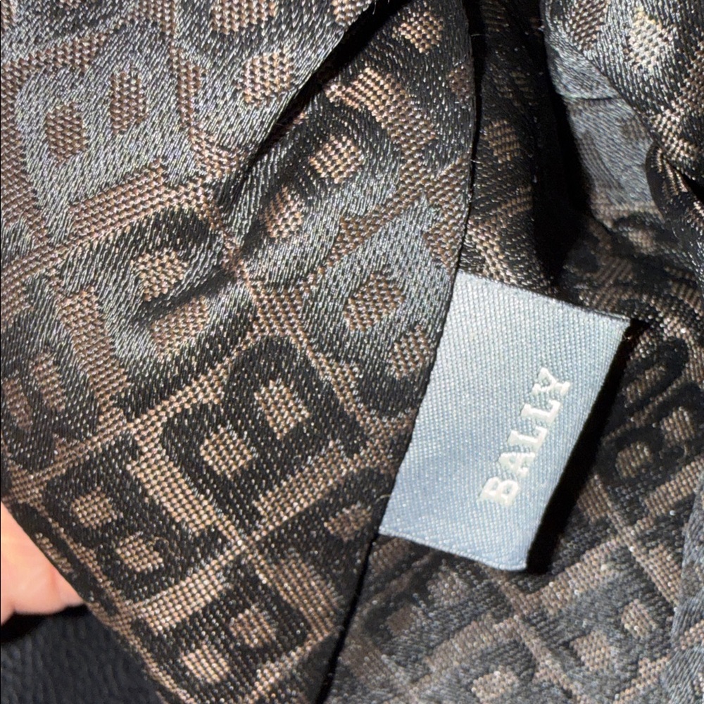 Bally Black Woven Leather Crossbody Bag EUC - Picture 15 of 16